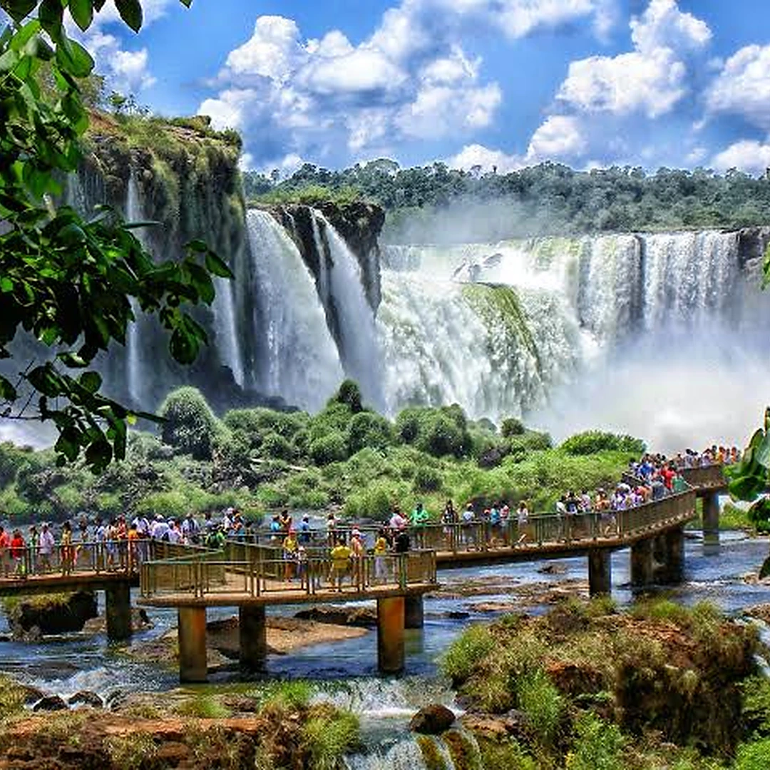 02 iguazu falls 1080x1080 1